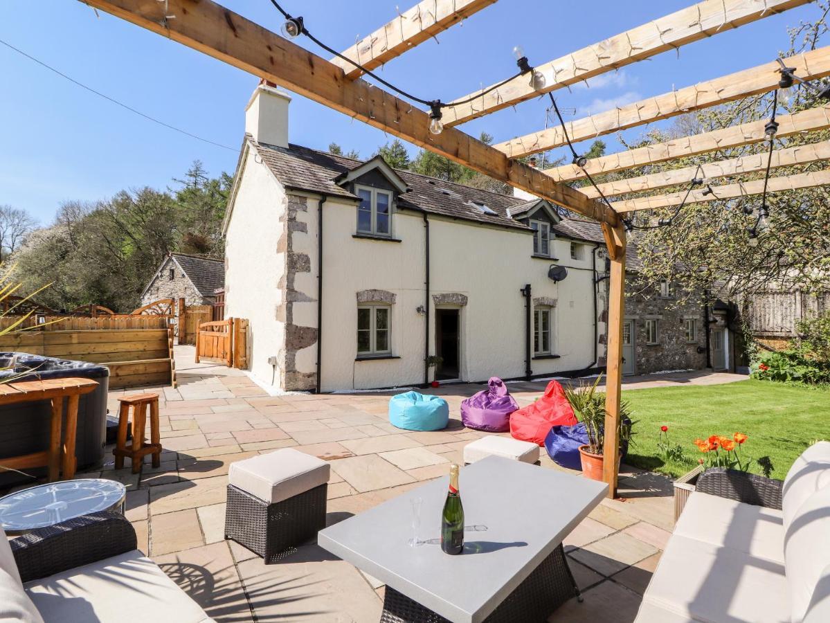 Villa Nant Y Celyn Ruthin Exterior foto